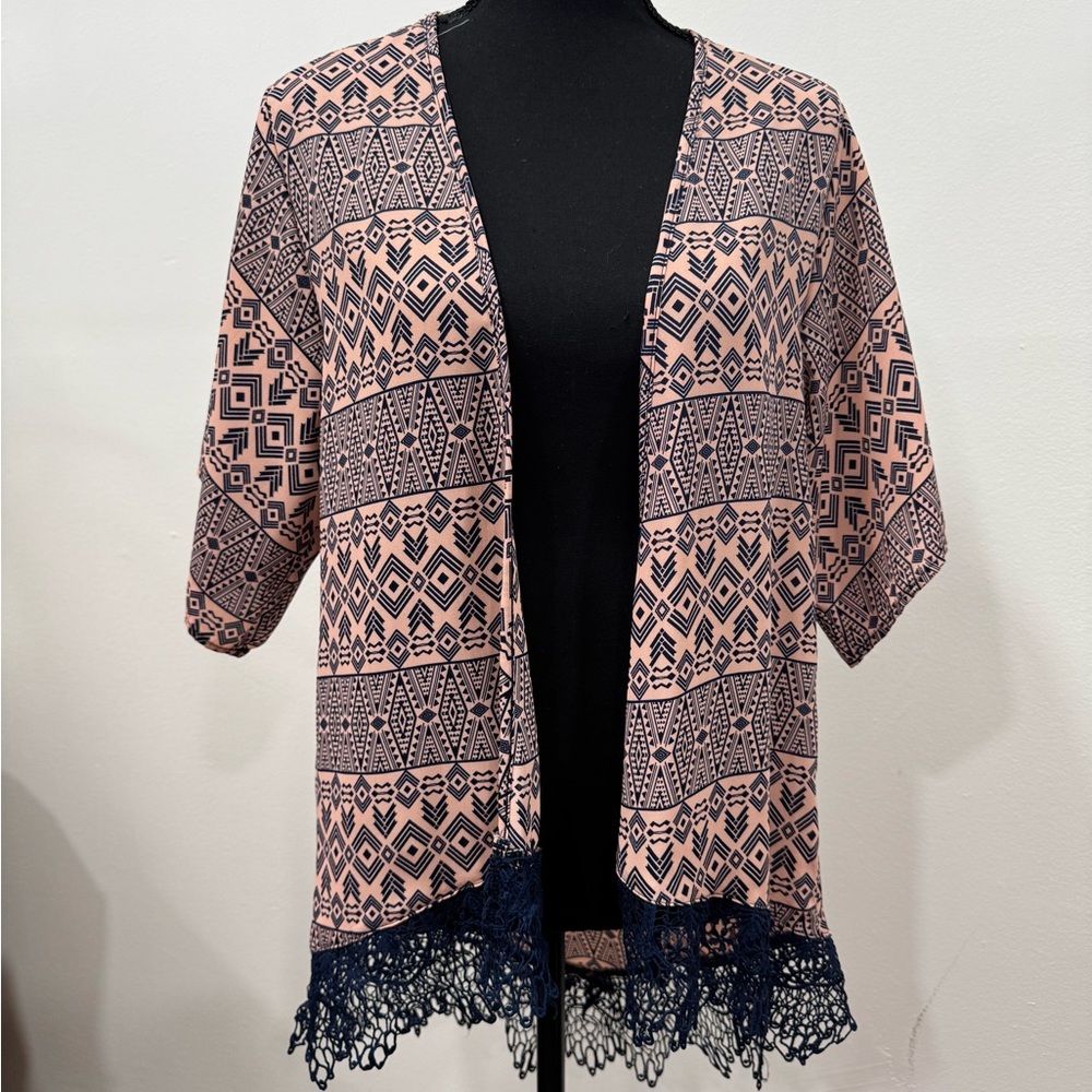 Geometric Patterned Kimono with Lace Hem
